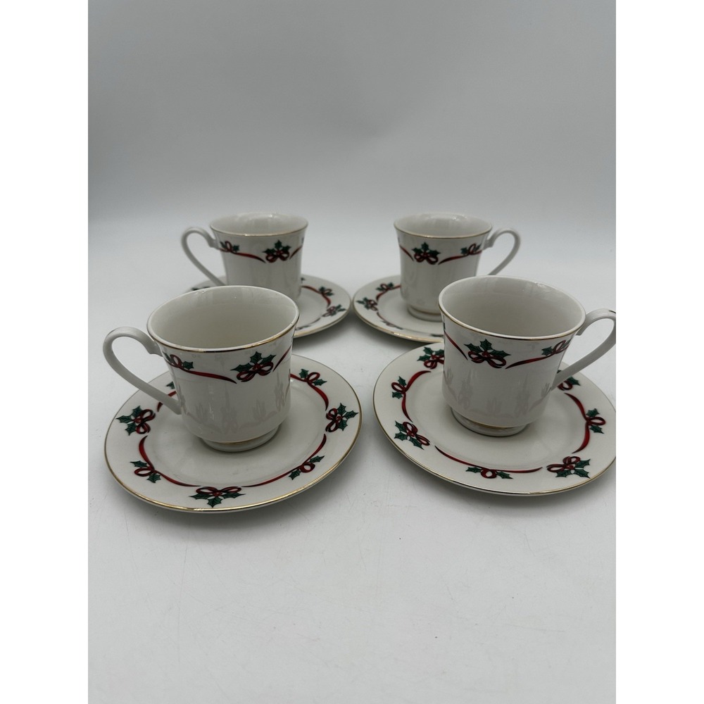 4 Jamestown China Tea Cup & Plates Christmas Ribbons Holly Gold Trim Set